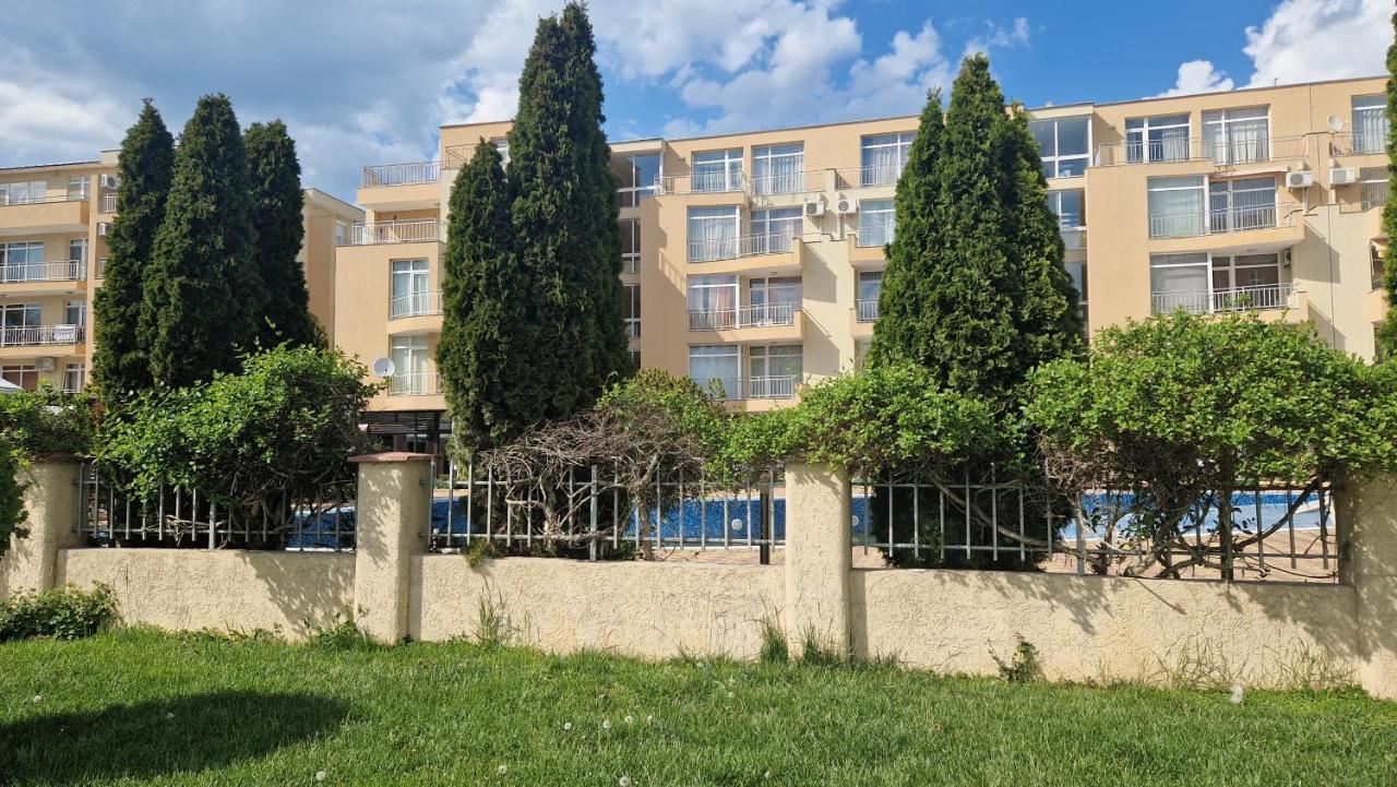 Kamelia Suites Sunny Beach Exterior foto